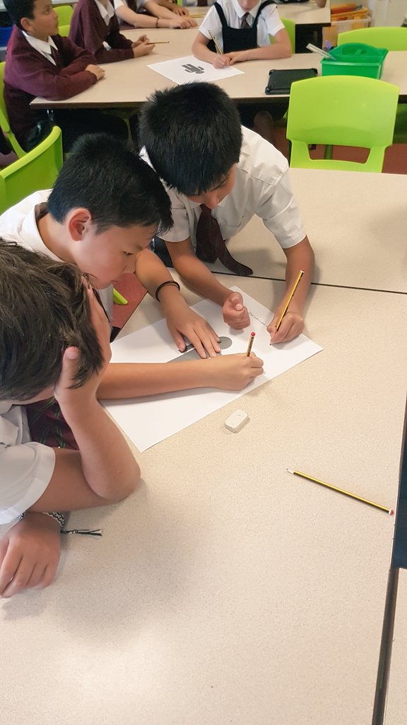 mrs_mccarthy_gb's tweet photo. What does take to be a good leader? Year 6 brainstorm to find the qualities our greatest leaders share. #learningfromreligion #year6 #beawolfnotasheep https://t.co/0dBv8DeSQe