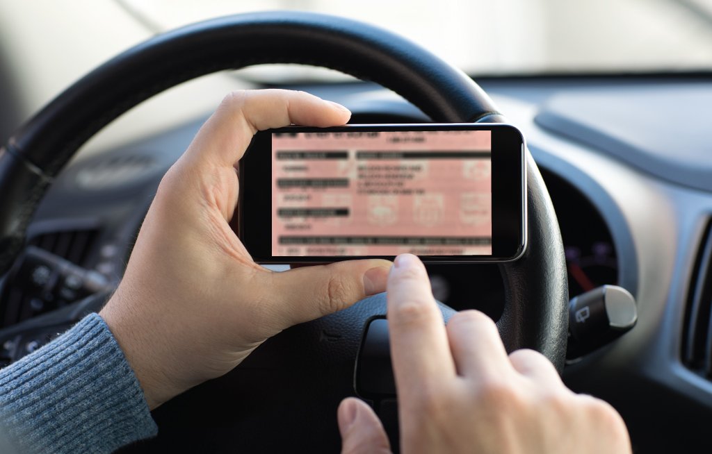 New in Ontario: You can now show your auto insurance electronically. But don't throw out your pink insurance paper slips just yet. For the next year, you're required to present it if requested. However, no excuses will be tolerated for low battery, poor signal or damaged screens.