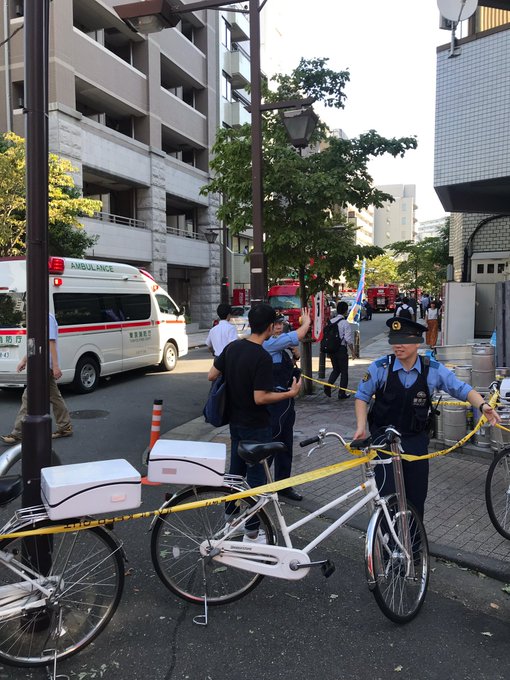 コンビニ強盗 東京 港区芝浦のローソンに刃物持った男押し入る 犯人逃走中 まとめダネ コンビニ強盗 東京 港区芝浦のローソンに刃物持った男押し入る 犯人逃走中 まとめダネ