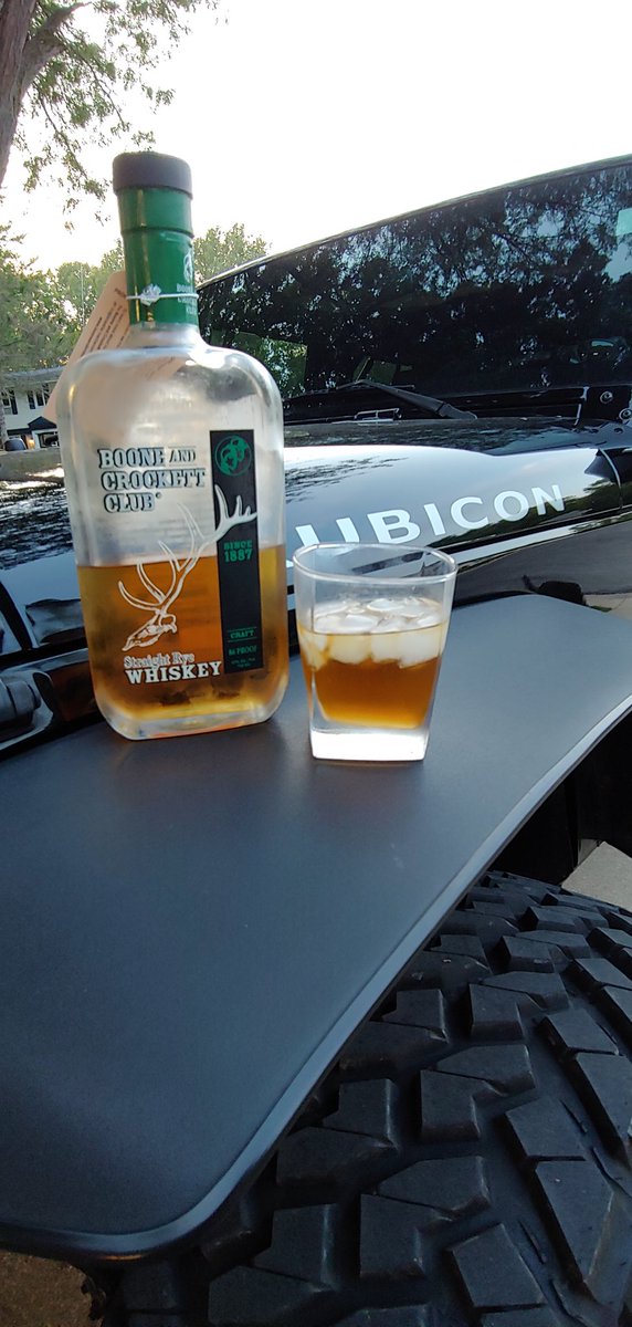 Average Hunter tweet media