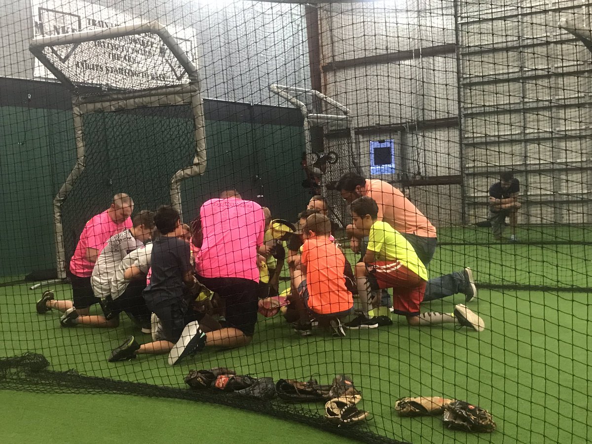 3rdMonkeySports's tweet photo. 11U Vapor getting after it! #thirdmonkeysports #vapor #weloveouraffiliateteams #youthbaseball #hardwork #themoreyoupracricethebetteryouget #dailygrind #alwaystrainhard #doingbigthings #travelbaseball #havingfunwhileworking https://t.co/3uMAqcPKQ5
