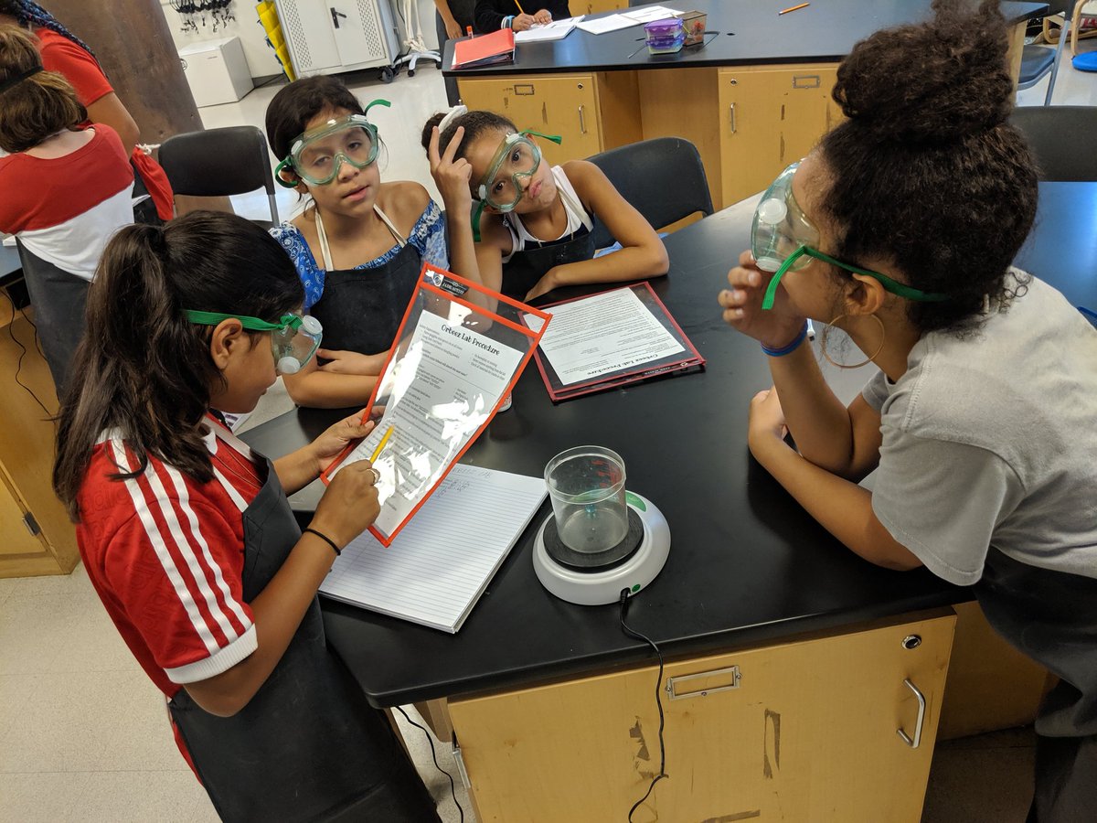 ScapScience's tweet photo. A few shots of our intro lab with orbeez! @CrecArtsMiddle1 https://t.co/qh3q7jPZk2
