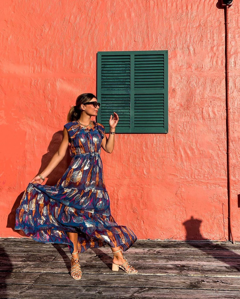 House Account tweet media