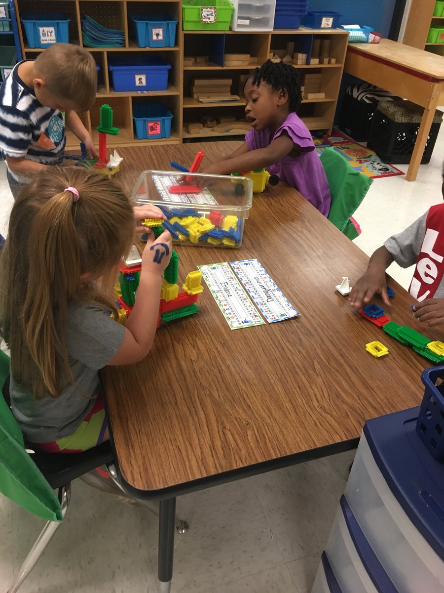 GilmerK5's tweet photo. Students getting to explore math manipulatives  #kindergarten #mathworkshop @NewProspectElem https://t.co/71ofCbvMCv