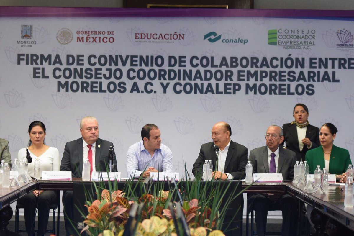 El Consejo Coordinador Empresarial y <a href="/Conalep_Morelos/">Conalep Morelos</a>, firmaron un convenio de colaboración para apoyar, promover y desarrollar el sector educativo y empresarial del estado en el ámbito de sus competencias y así aumentar la empleabilidad de los jóvenes egresados.