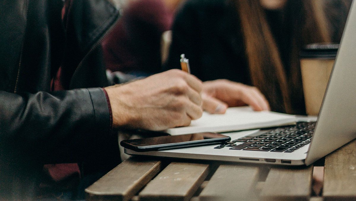 Clean and professional business writing is a crucial aspect of the hiring process. These tips paired with Bevov's recruitment platform can certainly transform the quality of your hiring process. #AI #AIrecruiting #futureofwork #recruiters buff.ly/31aLolV