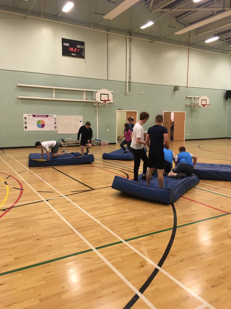 Mr Murphy’s S5/6 class working on Team Buildimg Games today - Classic Crash Mat Race! Strategy, communication and teamwork required. #HigherPE #SocialFactors