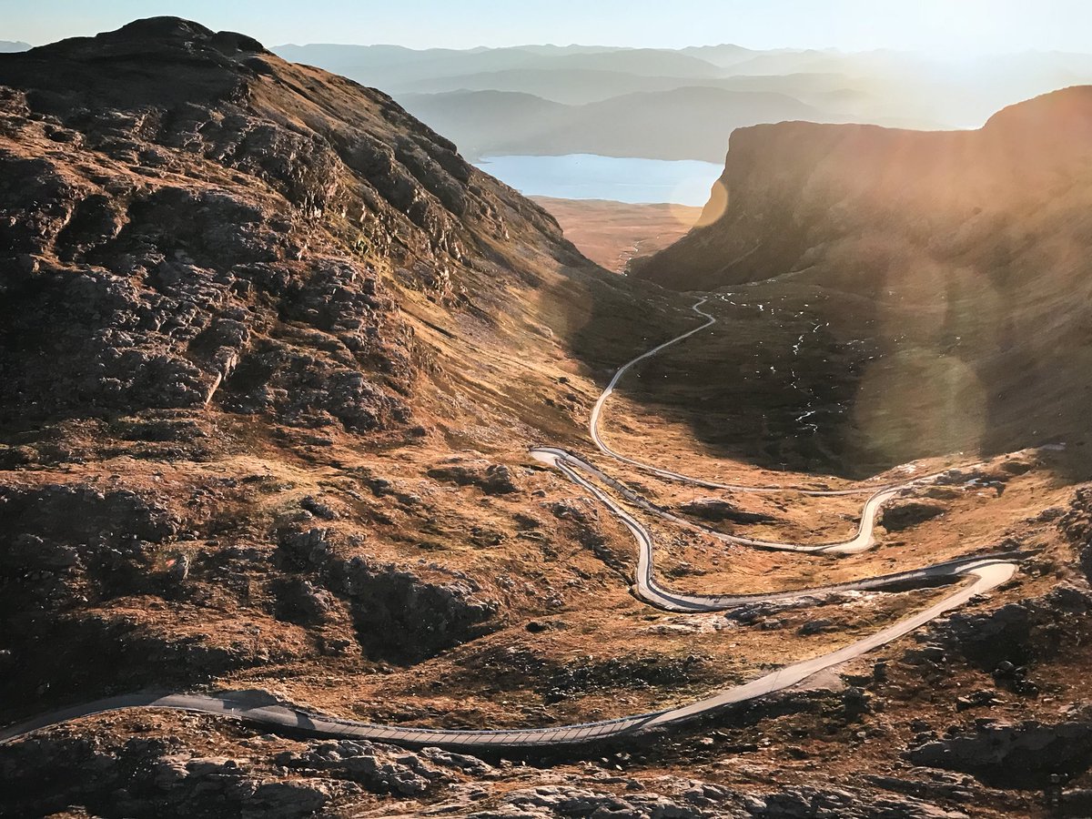 Macinnesplant's tweet photo. 5 miles to the top 😃 Cycling the beast ‘Beallach Na Ba’(Pass of the cattle) Applecross, Scotland 🏴󠁧󠁢󠁳󠁣󠁴󠁿 @StormHour @angie_weather @ThePhotoHour @BBCScotWeather @VisitScotland @donder1969 https://t.co/SkuSekRrj9