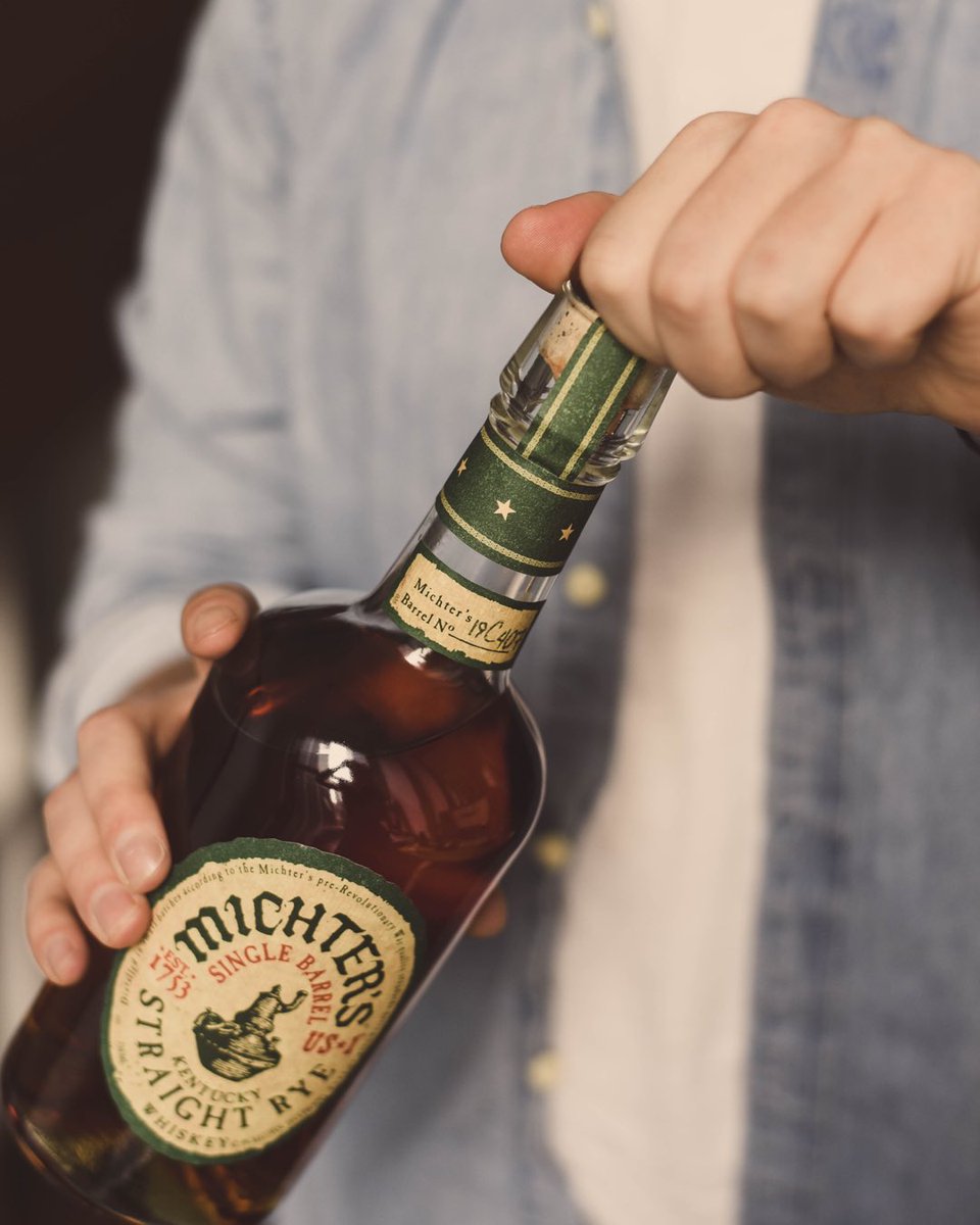 MichtersWhiskey's tweet photo. Who else is opening a new bottle this #MichtersMonday? Please remember to enjoy Michter's responsibly. https://t.co/TVIzOJw7Ef