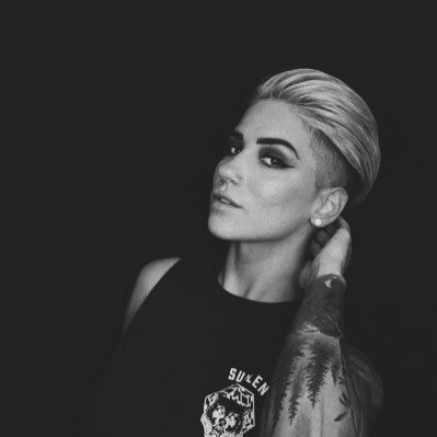 logan_kellyy20's tweet photo. #NewProfilePic https://t.co/ngs8QXMeAy