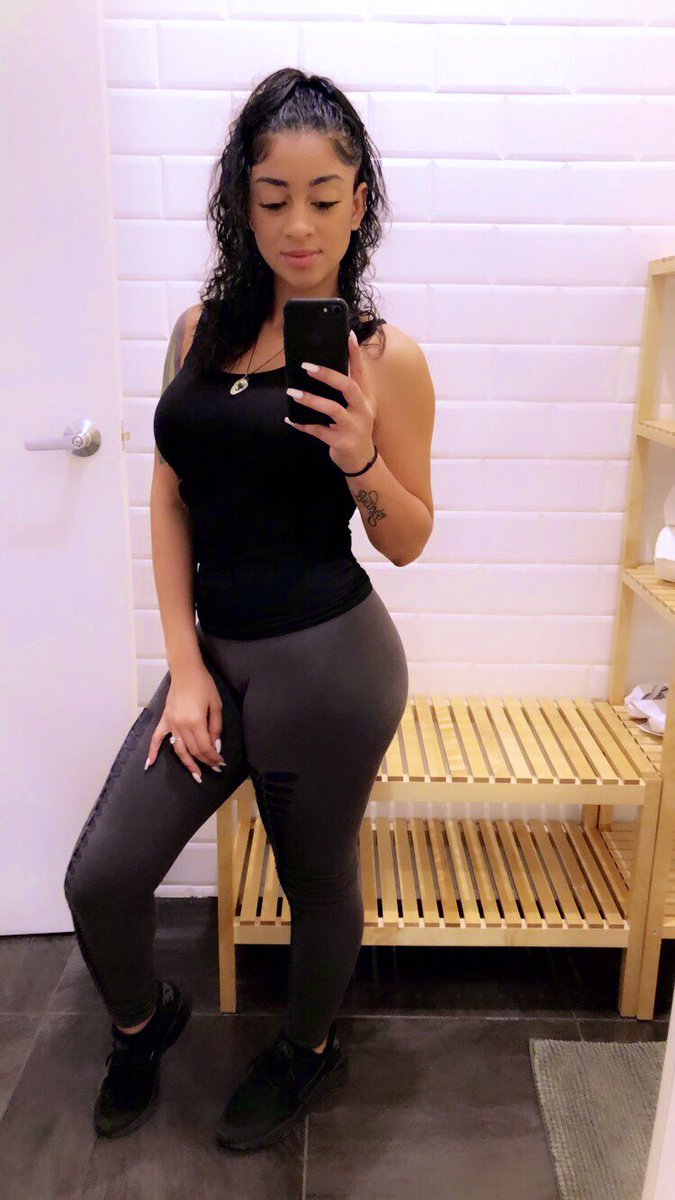 PAMWOW_'s tweet photo. Until next time 👋🏽 https://t.co/qk8wimAtW0