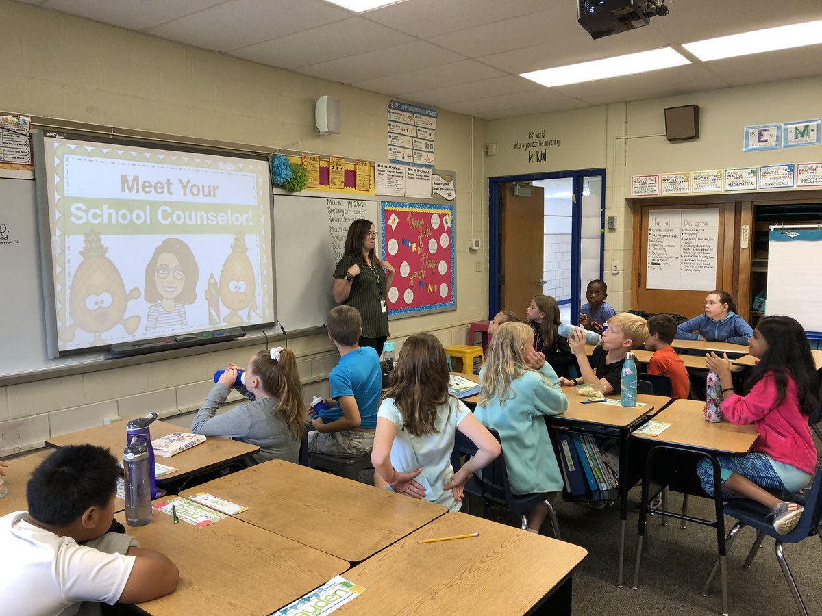 Mrs_Bond22's tweet photo. What better way to teach students to be aware of SEL than to have your school counselor come visit each class! #dgsroyals #323learns https://t.co/Mnc6xBNSKG