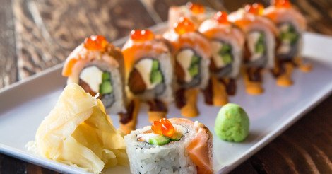 BeShockRamen's tweet photo. Check out the beautiful colors on our La Jolla Roll https://t.co/s97ErJiKK1