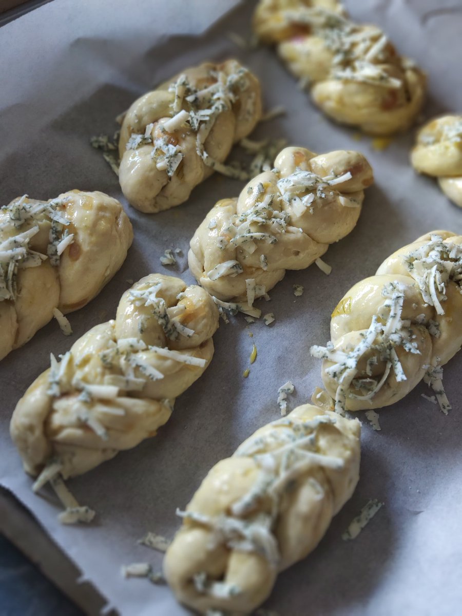 MixMunch's tweet photo. We've baked onion-niva (blue cheese) bread rolls today #rainyday  #supportlocal 🐄🚜 https://t.co/Y7ICXu7U4J