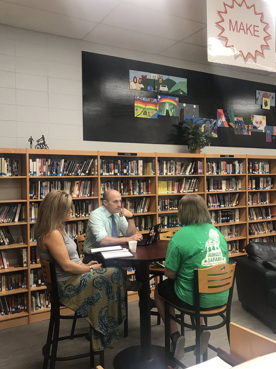 TinaBobrowski's tweet photo. @OwsleySchools @Benihana201 Effective communicator POG and interviews lead to selections for upcoming project. Stay tuned!  #alwaysanowl #LiveLearnServe https://t.co/2HL8GtP1J2