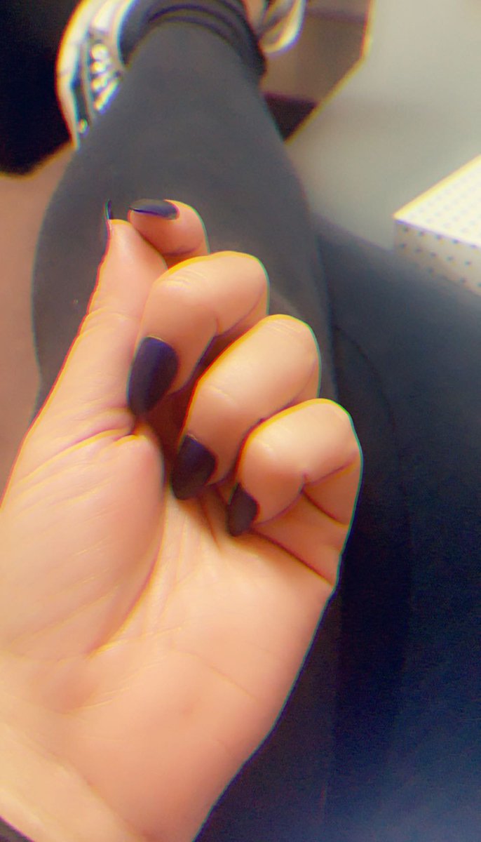 daddyth0t's tweet photo. Daddy is hard at work and yet, her hand feels like it’s missing something. Like...tributes. 💅🏻💸 (c*shapp $bigdaddythot)
I’ll reward with a lil nsfw @ work.
#femdom #findom #paypigswanted #paypig #paypuppy #walletdrain #tipyoursw #tribute #goddess #nudesforsale #nsfw https://t.co/Qsf0oA3neY
