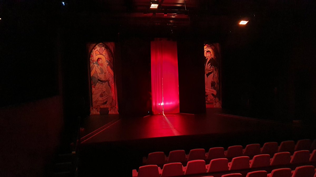 Andrewgat86's tweet photo. Champions of Dance from the @LordsofStrut is about to begin at @dublinfringe Festival.
Can't wait to see these 2 legends in their newest show!
So excited!!!
#DublinFringe #DFF2019 #LordsOfStrut https://t.co/DRA2EXgcSG