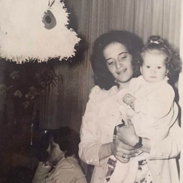 rosariobcasas's tweet photo. 43 years and 363 days back in the memories :) ⭐️⭐️⭐️ Birthday Girl ⭐️⭐️⭐️
#virgorules #VirgoPower #45 #ILoveMyMom @piedadcasas https://t.co/IWB7bMSc8B