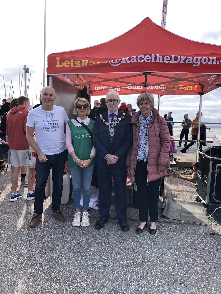 HeadwayWirral's tweet photo. Thank you to all that took part in the Headway Wirral Dragon boat race to our hosts @Westkirbysc , the event organisers @CarpentersGroup your support enables us to make a difference 💕💕💕 https://t.co/gOmj8uOddg