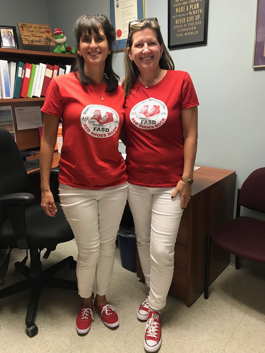 Proud to be supporting the conversations about #FASD ⁦@HCDSB⁩ with ⁦@TraciWright65⁩ !  #redshoesrock