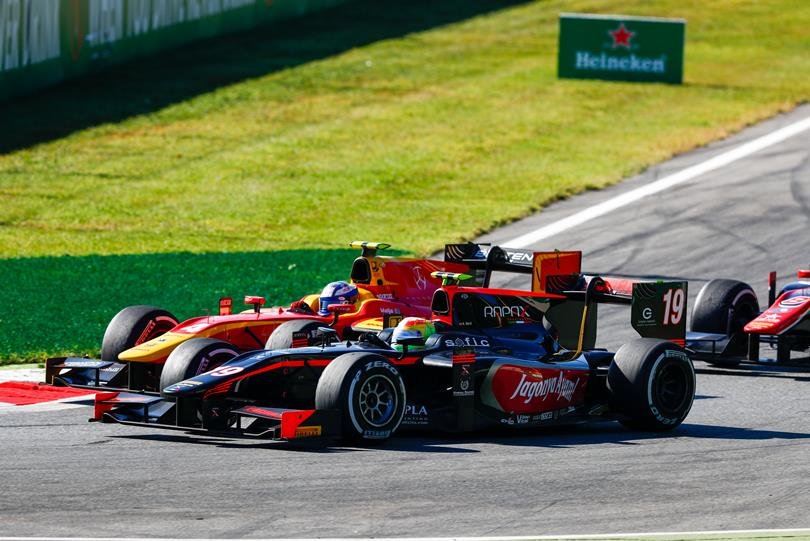 BrigitteMunich's tweet photo. @robertomerhi @Porteiromtrsprt Miss you always -Remember #Monza F2 2017 #TeamMerhi - RM https://t.co/gJtd83DSue