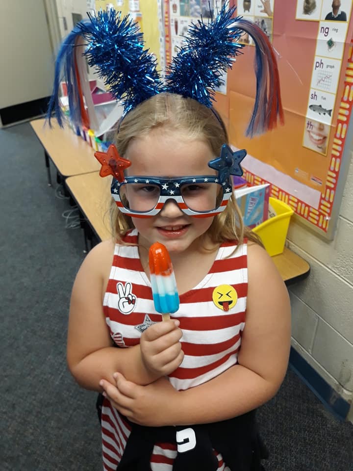 villak_villa's tweet photo. So proud of our kiddos for coming into school independently today! #GSDSecondWeek #ParsonsSpark #SafetyFirst #IndependenceDay2019 https://t.co/GBfPZUCMcL
