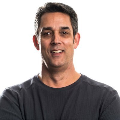collaboarator's tweet photo. How can you make the most of Instagram? @rickbarkermusic, original manager of @taylorswift13 , teaches us here: https://t.co/3q52EAj6W8 https://t.co/rpT6Kdmlrd