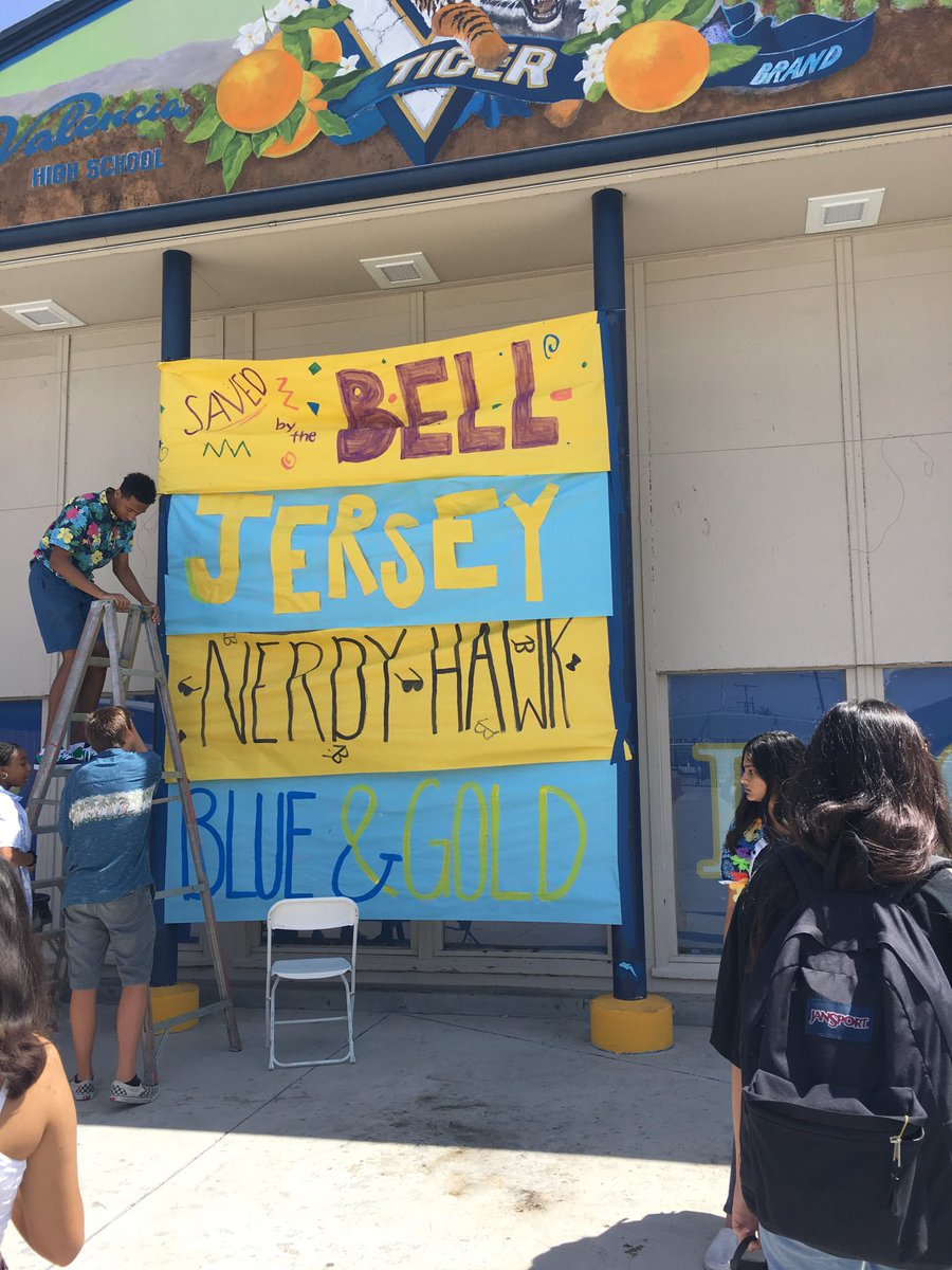 Valencia High School tweet media