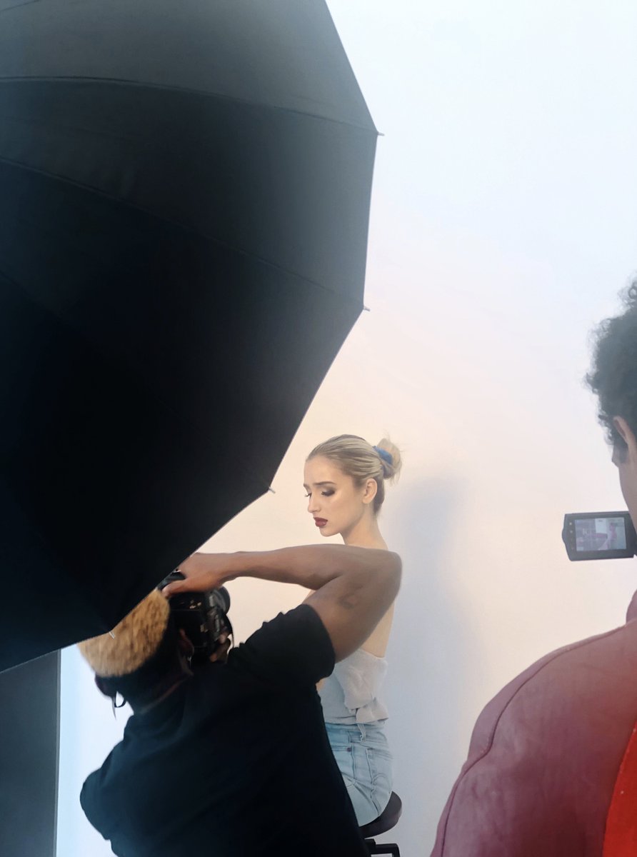 InkastStudio's tweet photo. Two Edmonton gents @stefanlegacy &amp; Zakariya Ismail stopped by the studio for a quick creative with MUA Malvarose Beauty #beautyphotography #fashionphotography #torontophotographer #edmontonphotographer  #fashionmodel #torontostudio #torontostudiorental #inkaststudio #inkast #bts https://t.co/WnJ6LMkSZH