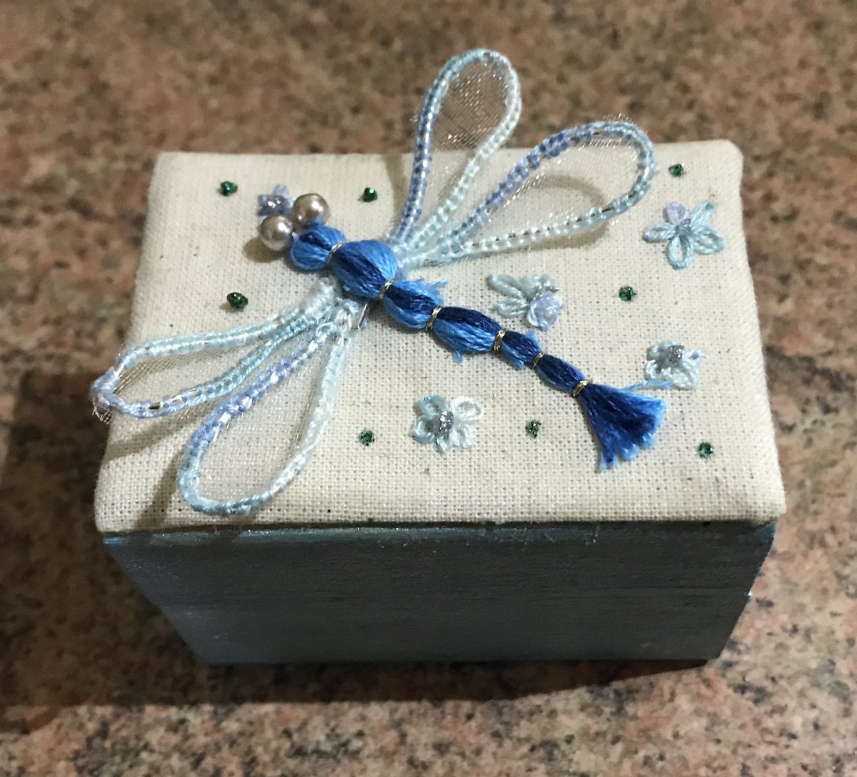 CreationsHolly's tweet photo. Been trying something new. Stumpwork embroidery boxs. Pleased with the results #stumpwork #boxes #insects #flowers #rabbits #embroidery #madeinnorfolk https://t.co/8DPUQ1umiH