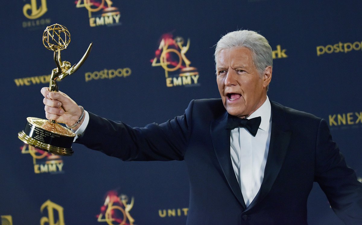 Canada's tweet photo. Congratulations to 🇨🇦 icon and @Jeopardy host, Alex Trebek, who is back tonight for the premiere of season 36, after recently announcing that he completed his cancer treatment.

Welcome back, Alex! https://t.co/VV31hl8J7n