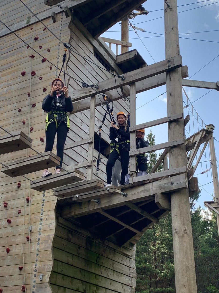 ManorHseRaheny's tweet image. Bog challenge, zipline, team games & archery were all part of today’s activities for our TYs on the first day of their trip to Delphi. Great fun and some nice sunshine too! 🌞😊 #ManorHouseTY #teambuilding @DelphiEscape