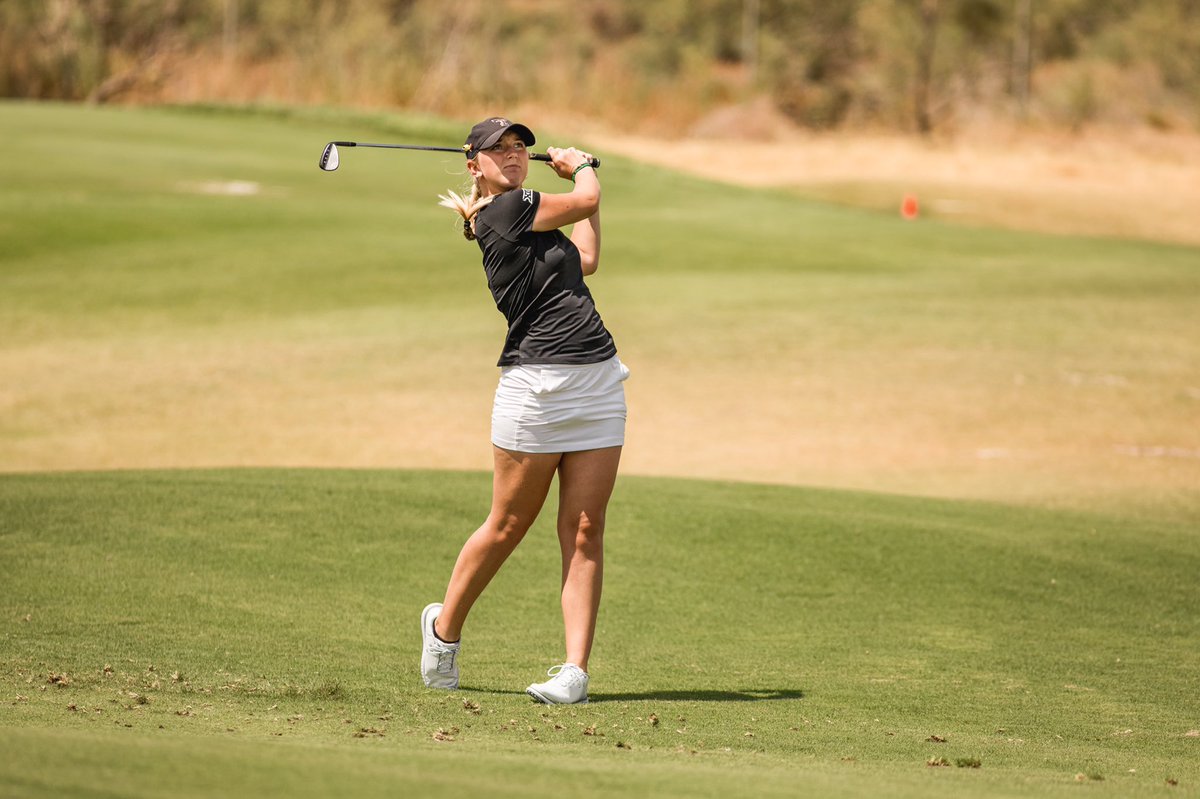 Catching 🔥.

Amy Taylor shot a 3-under 33 in the first nine holes of the second round. We’re currently in sixth place with 10 holes to play. 

📊: bit.ly/2lL3DOL

🔴#WreckEm⚫️