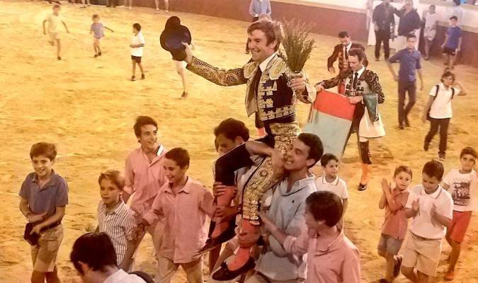 Toros | El cigarrero <a href="/danieldlff/">Daniel de la Fuente</a> triunfa en Guillena

✍️ La crónica ➡️ elcigarrerodigital.es/daniel-de-la-f…

#LaPueblahoy #TDSProvincia