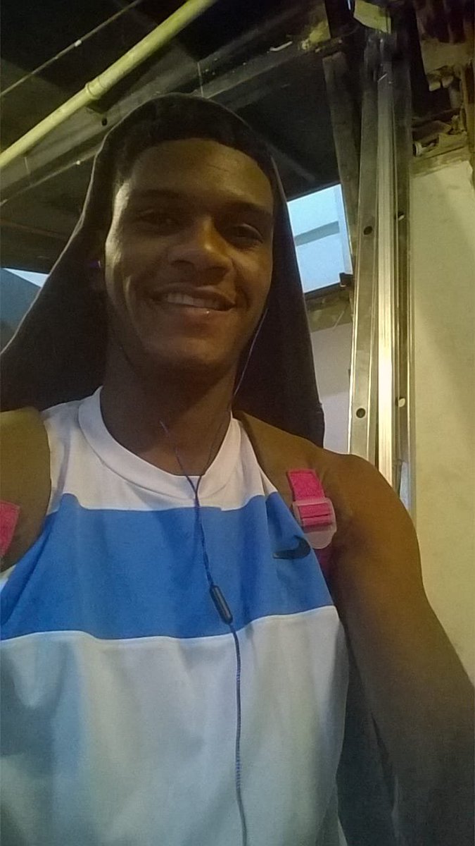 Willian_Cdd's tweet photo. +1 dia, Obrigado Senhor 👐 https://t.co/L8xIxDUeTL
