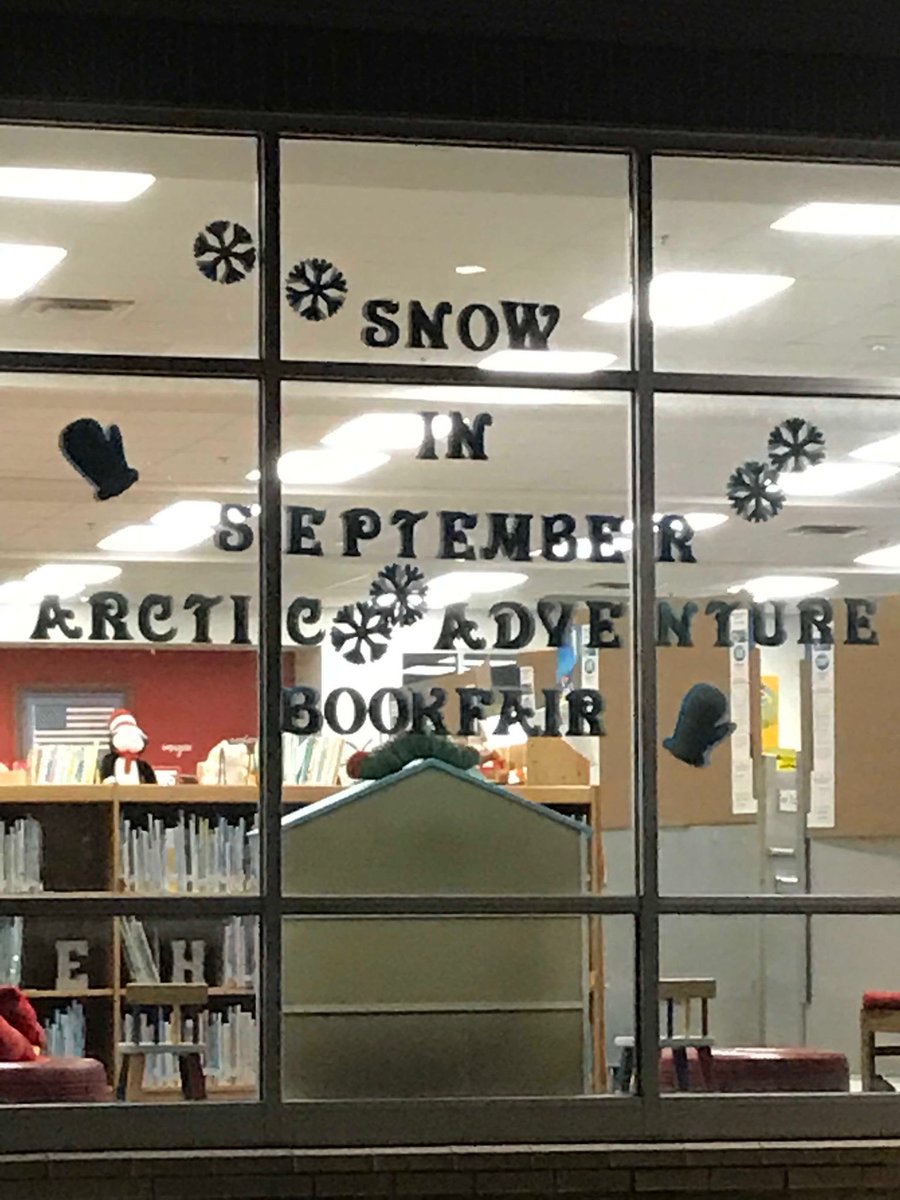 hsconklin's tweet photo. Love the window! Thank you Mrs. Schmitz and Mrs. Porter! ⁦@SSchmitz92⁩ ⁦@LakeviewBobcats⁩ https://t.co/cyhaudTDwm
