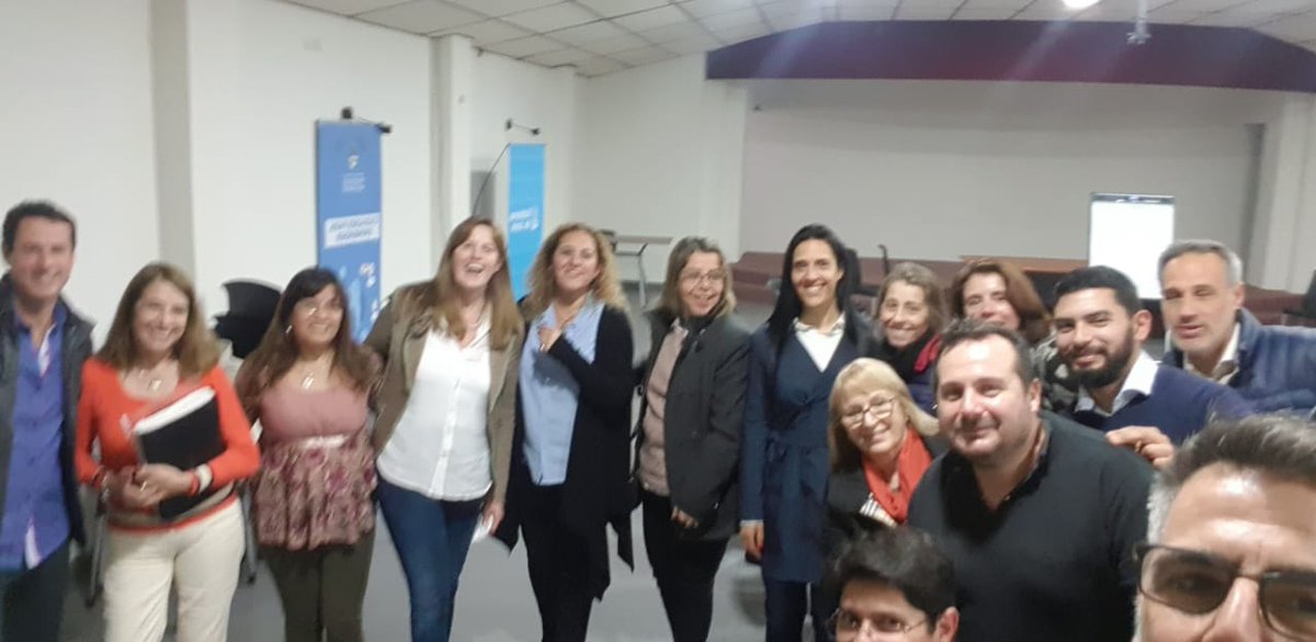 JDistritaljunin's tweet photo. Hoy en #junin mesa de COPRET articulación entre ofertas educativas y trabajo!!! Gran desafío para nuestros jóvenes @AdrianaFrega @InspeccionGral @gzinny @m_alejandrafa @petreccapablo @MariniEmilse @mainescosta https://t.co/SM2ii8LzZw