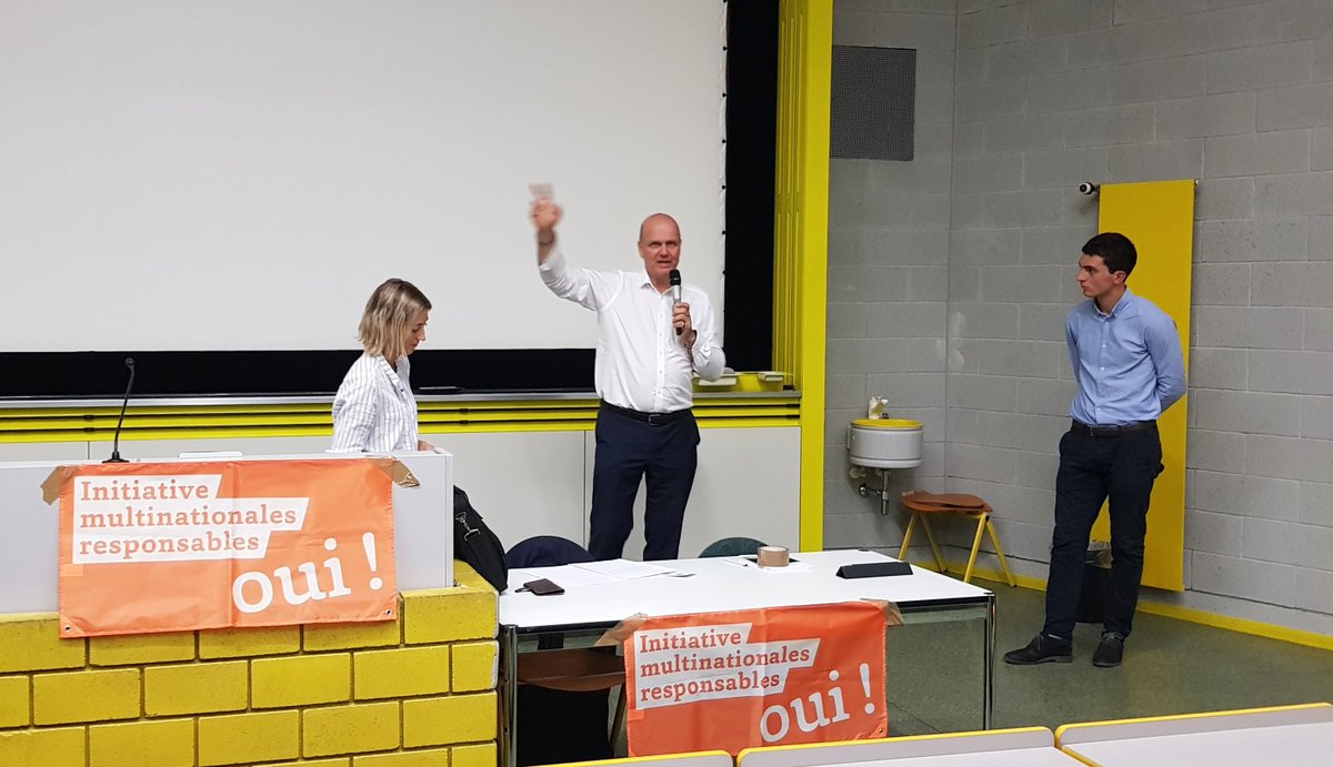 ConincoExplorer's tweet photo. L'or peut-il être responsable? Qui peut changer les choses? Comment devenir plus transparent? Une heure de débat animé avec une salle attentive. https://t.co/jF36nukTJU