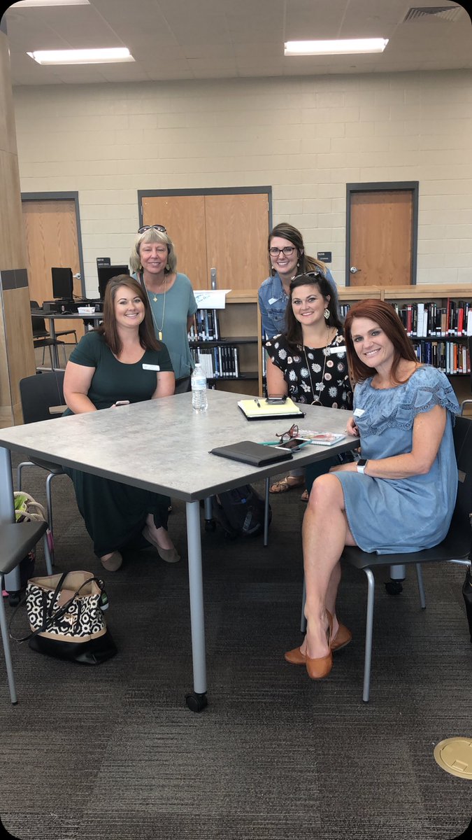 EmileeMeek's tweet photo. Aiken County Teacher Forum service leadership committee is excited about our goals this year! #actfgoals #actfsupports #actfadvocates #actfeducates https://t.co/rJDaKQGTiE