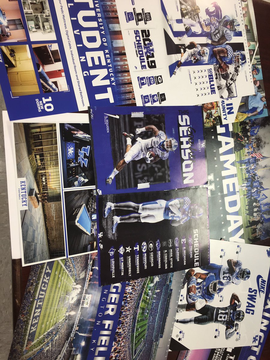 Like to thank the <a href="/UKFootball/">Kentucky Football</a>  staff for showing love 💙🖤!!! <a href="/UKAthletics/">Kentucky Athletics</a> <a href="/UKRecruitz/">Kentucky Sports Agency</a>  <a href="/CoachKenCofer/">Ken Cofer, Ed.D.</a>
