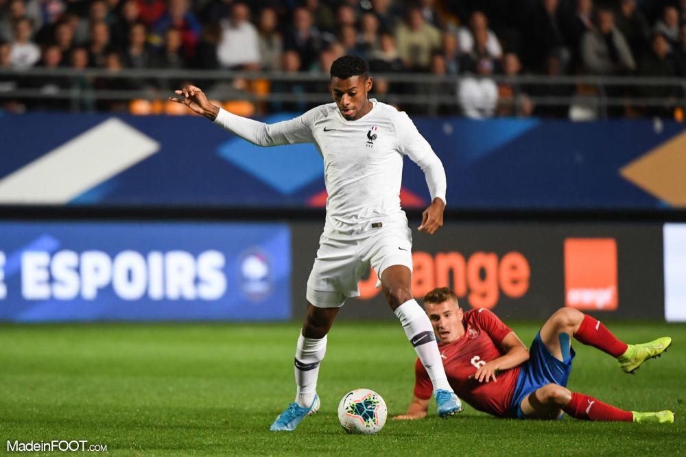 madeinfoot's tweet photo. [#Amical] Grâce notamment à un nouveau doublé d'Odsonne Édouard, l'équipe de France Espoirs a renversé la République Tchèque (3-1)

Le résumé de #FRARTC 👉 https://t.co/3YrS1SvjXy https://t.co/W3bBfXLKyK