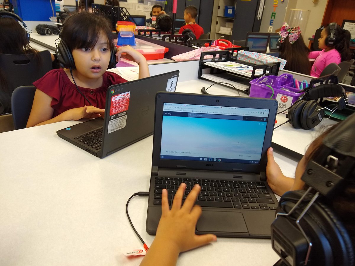 VelascoLab's tweet photo. @VelascoElem students took a trip to South America in #STREAM Lab - explored land-forms in #Google Tour Creator, saw the science of weaving fabric in a #flipped lesson, and created an original Inca-inspired pattern! #artsEd #Chromebook #BlendedLearning #digitalBISD #BISDPride https://t.co/p58wEp9XzD