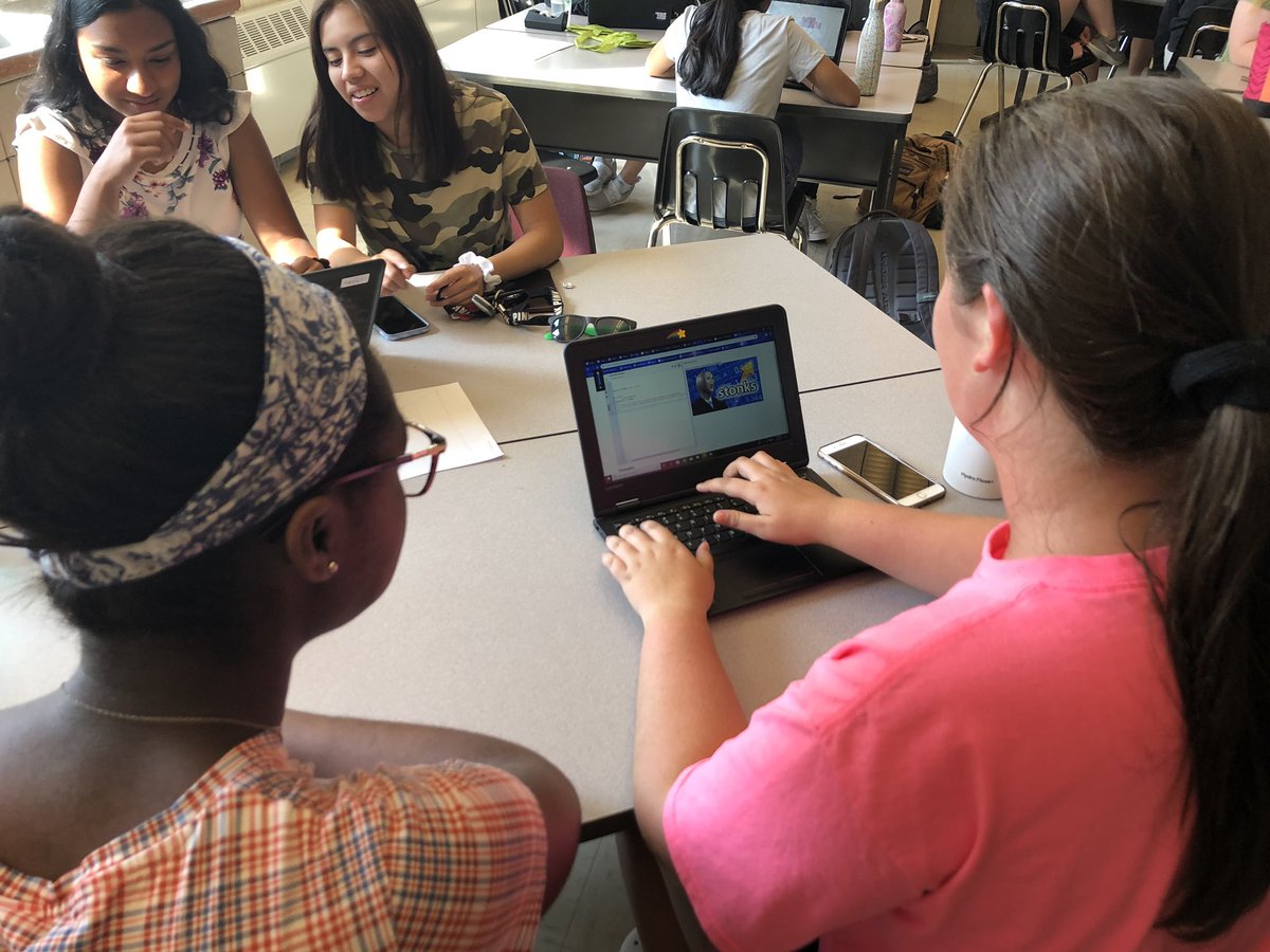 emsandy's tweet photo. Today in Girls in STEM one of our freshmen taught the other girls basics of coding! #WomenInSTEM #GirlsWhoCode @SolbergChem @uhighisu https://t.co/736hzAPLO4