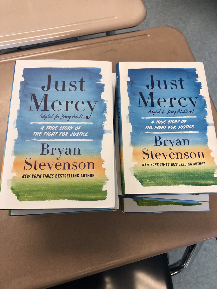diminor1's tweet photo. So many great books that are part of @HooverSchools pilot program! #HCSDLI https://t.co/EiMGnhu5IB