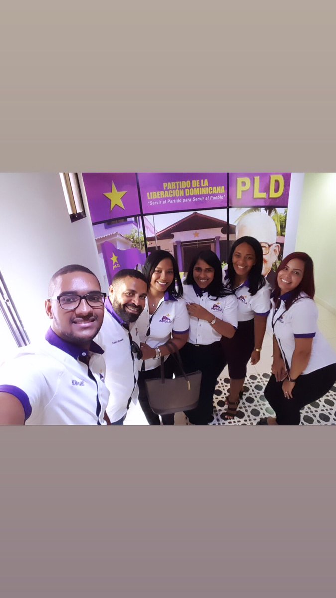 ImpulsaBC's tweet photo. Junto a nuestro líder Franklin Rodríguez
#LafuerzadelpuebloconLeonel #CasaNacional #ImpulsaRD #ImpulsaBocaChica https://t.co/WvHIkGO1Jo