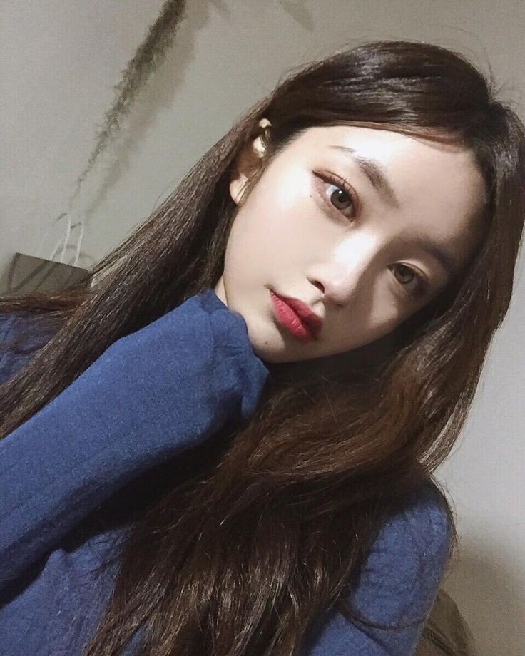 ChocolateSally3's tweet photo. #GoodMorningWorld #selfie #Startingaday 😀 https://t.co/KlPO7kFu4d