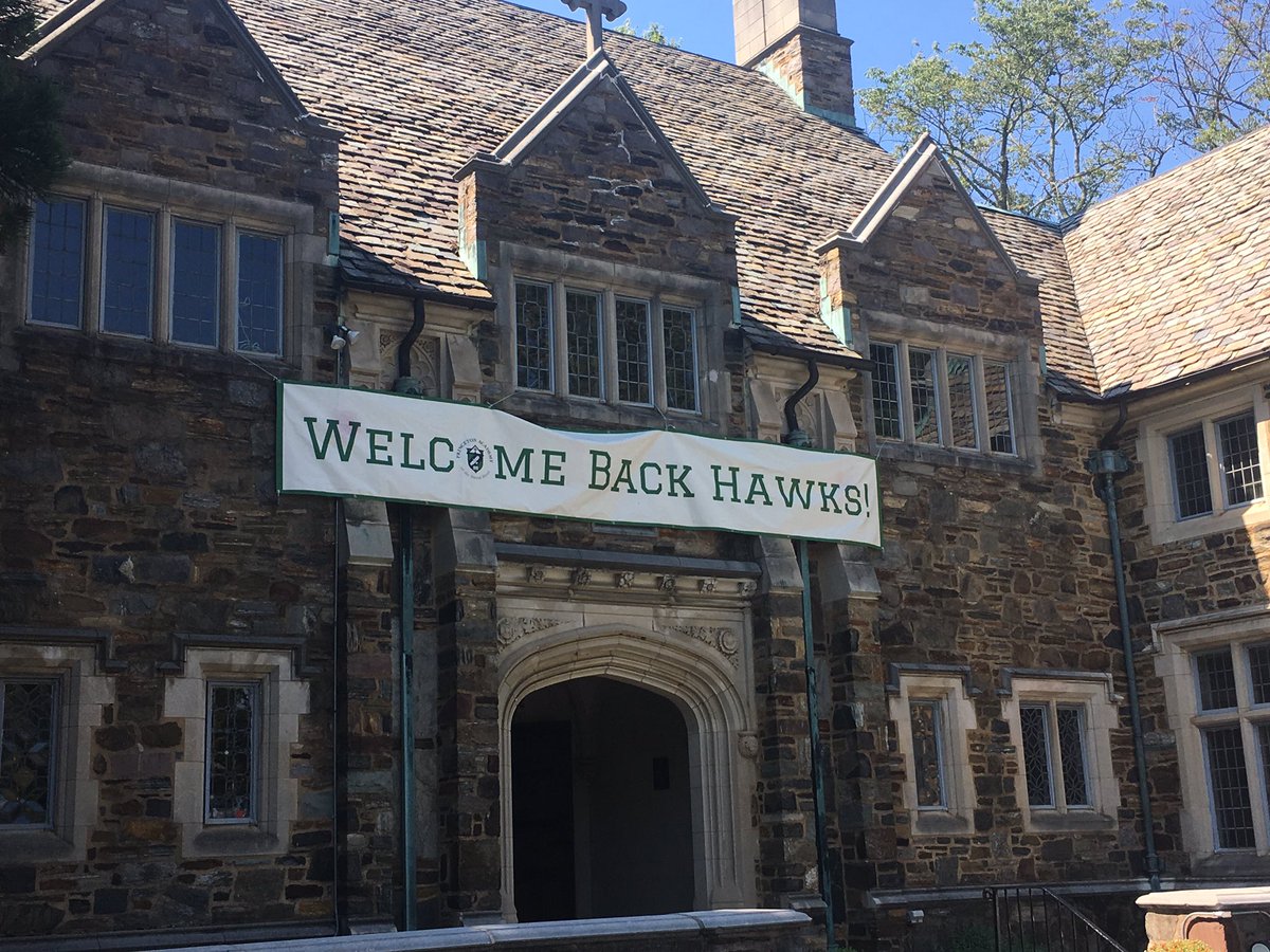 rikdugan's tweet photo. Excited to #welcome #parents to #middleschool #backtoschool night @PrincetonAcadSH - #inspired by @michreich #HowToRaiseABoy our educators honor “the power of connection to build good men” #HeCanBe @BoysSchools https://t.co/Ga4wtdS3i8