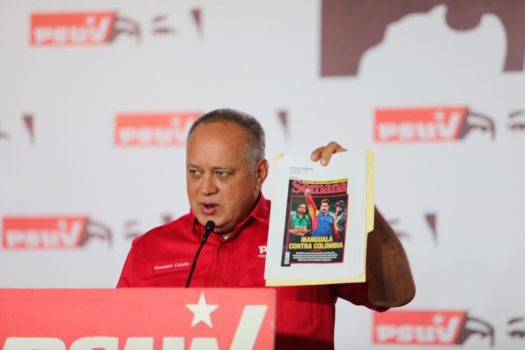RMarcoTorres's tweet photo. #9Sep Junto a la dirección nacional del @PartidoPSUV acompañamos al  hermano @dcabellor en rueda de prensa semanal; nos mantenemos firmes con el pueblo patriota develando las falsedades de la oligarquía colombiana y sus planes en contra de nuestra nación 

#VenezuelaIndetenible https://t.co/m8q9CY4GLv