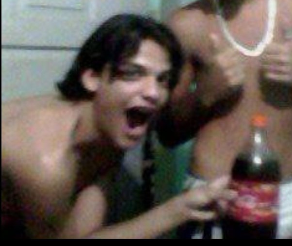 PPaold's tweet photo. Muito obrigado a todos os 104 seguidores até o momento, um brinde de coca cola a todos os patólicos. https://t.co/yBw5Remlz4