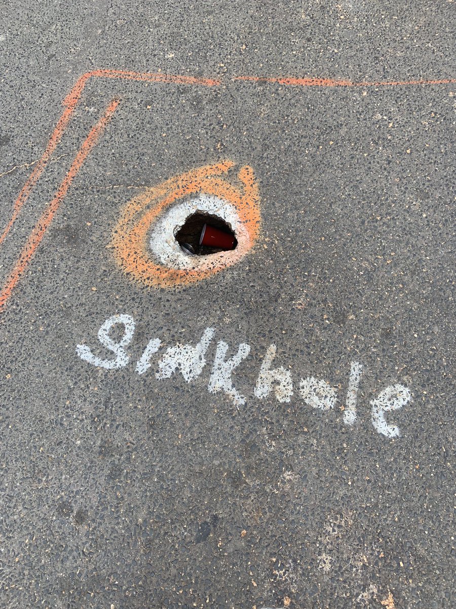 pickelodeon's tweet photo. Exposed sinkhole at 56th &amp; Clay Pl NE @311DCgov @DDOTDC https://t.co/r9ZJwhmCSg